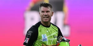 David Warner Signs One-Year Deal with Sydney Thunder