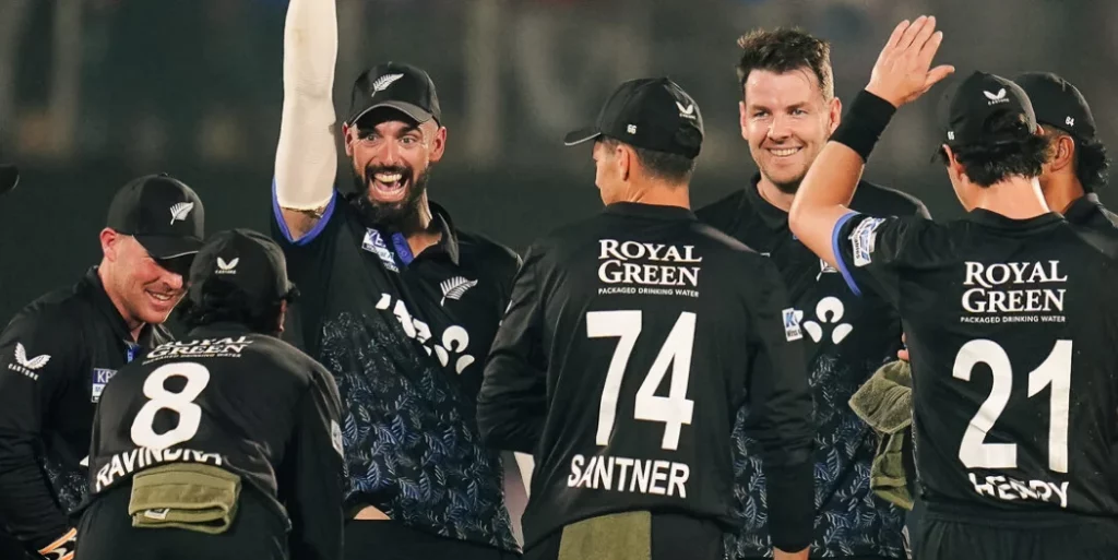 Seifert and Santner Take New Zealand to 50-Run Win