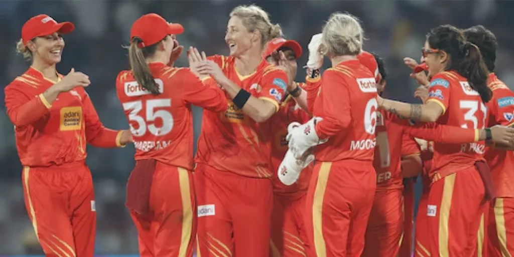 Sophie Devine Stars as Gujarat Giants Beat Delhi