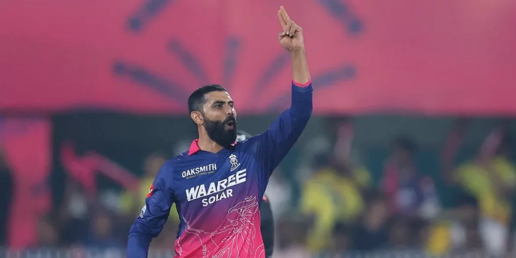 Ravindra Jadeja Gun Celebration After Double Strike IPL