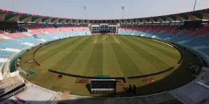 Justin Langer Compares Ekana Pitch to WACA